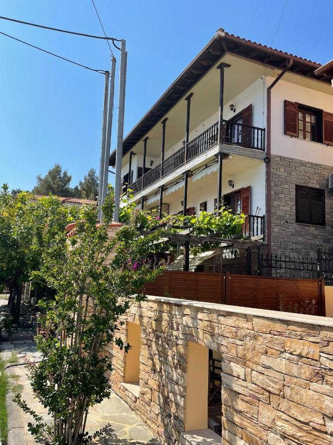 Viva Properties Ouranoupoli Exterior photo