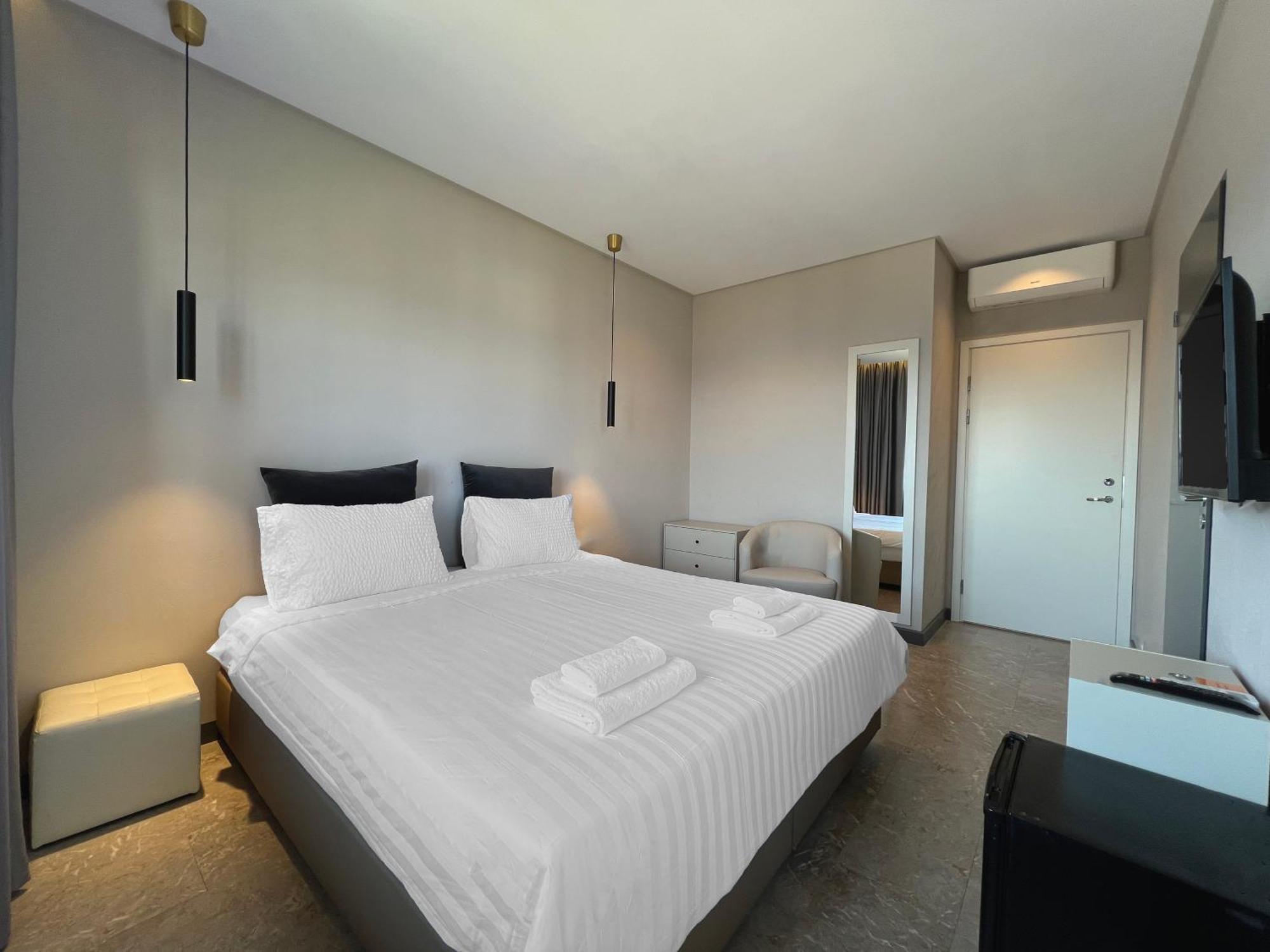 Viva Properties Ouranoupoli Exterior photo
