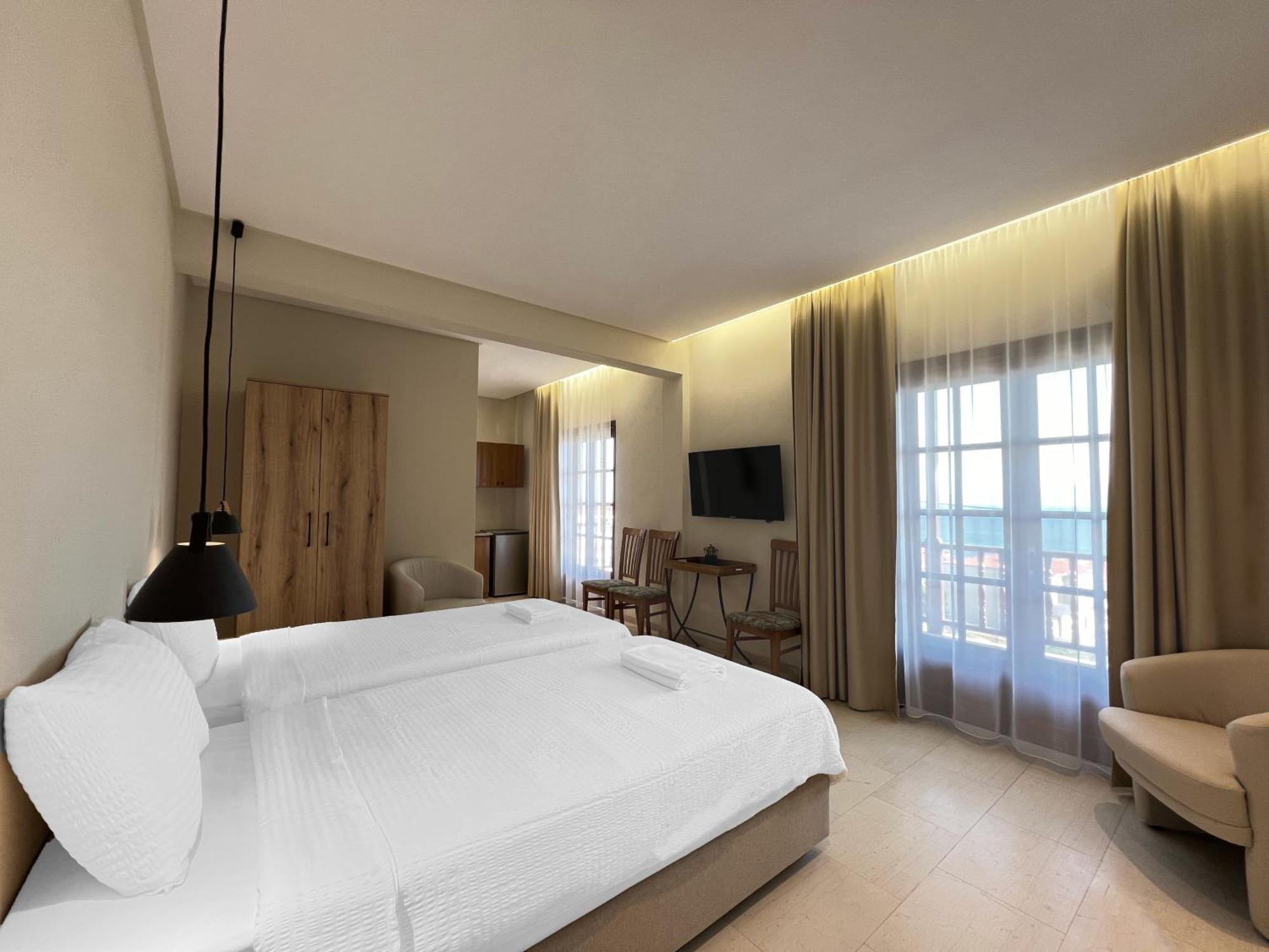 Viva Properties Ouranoupoli Exterior photo